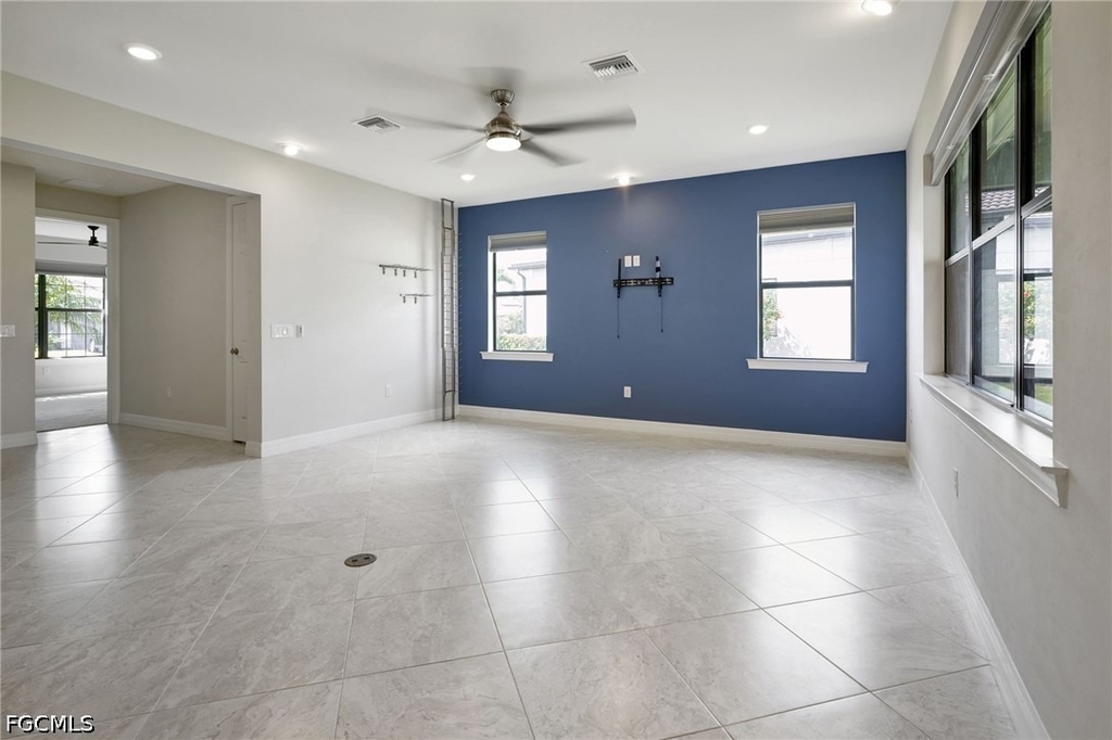 11752 Bowes Circle - Photo 3