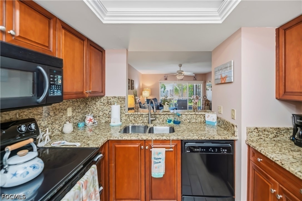 5255 Coronado Parkway - Photo 23