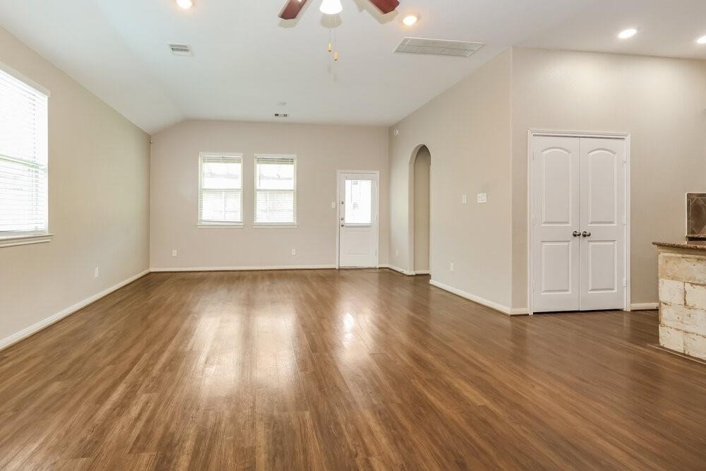320 Terra Vista Circle - Photo 3