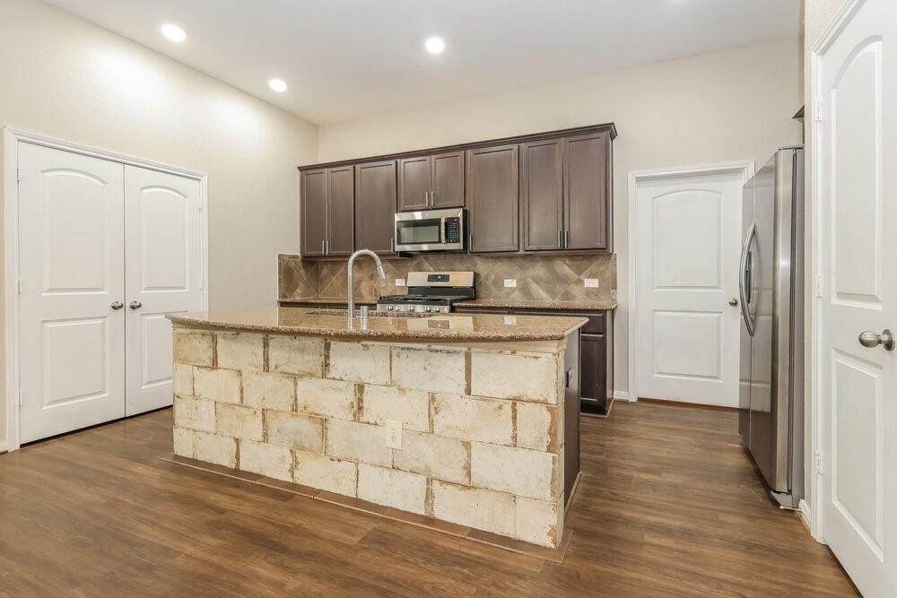 320 Terra Vista Circle - Photo 4