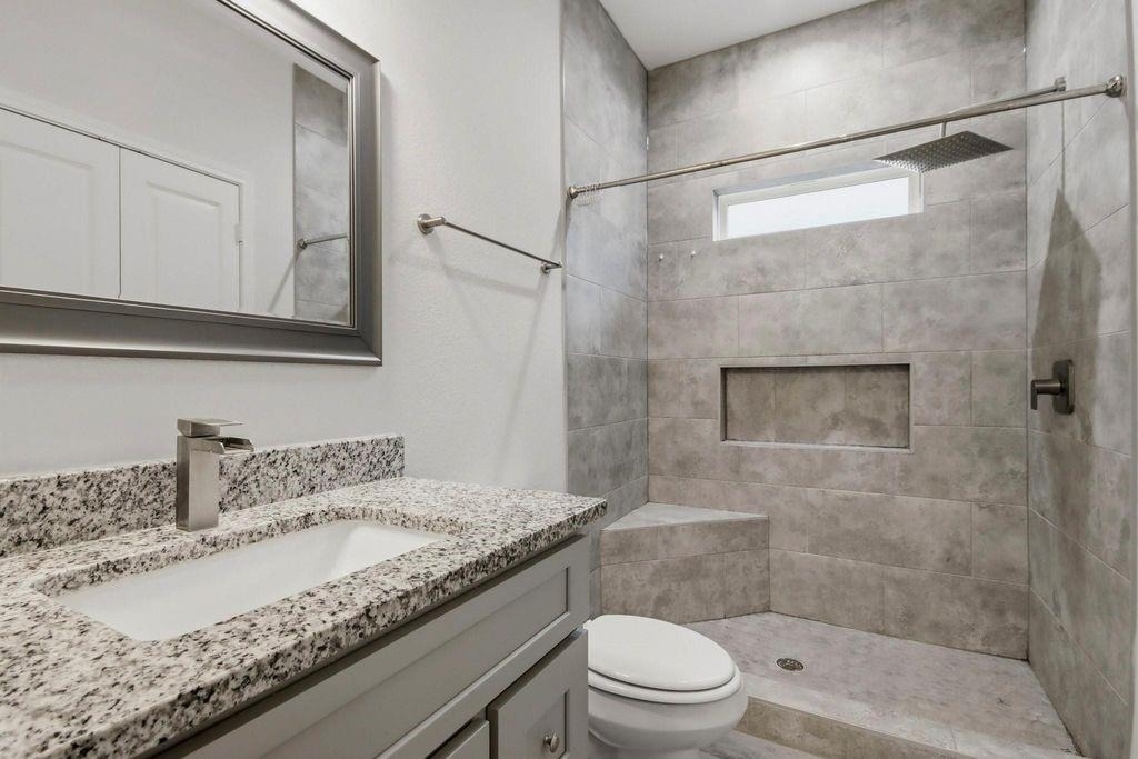 16902 Balmoral - Photo 6
