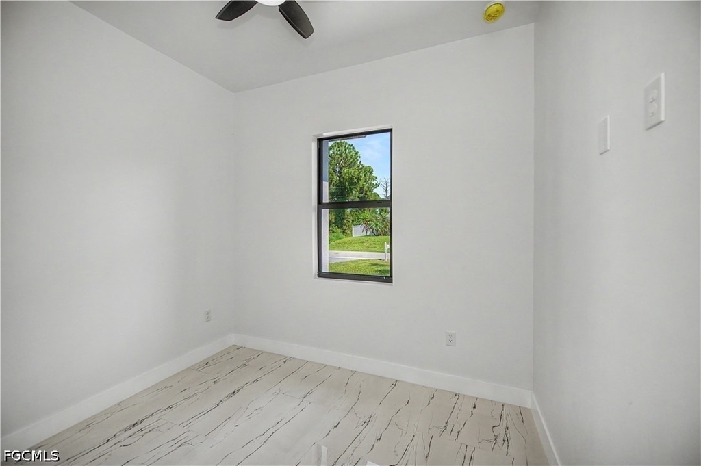 3121 69th Street W - Photo 24