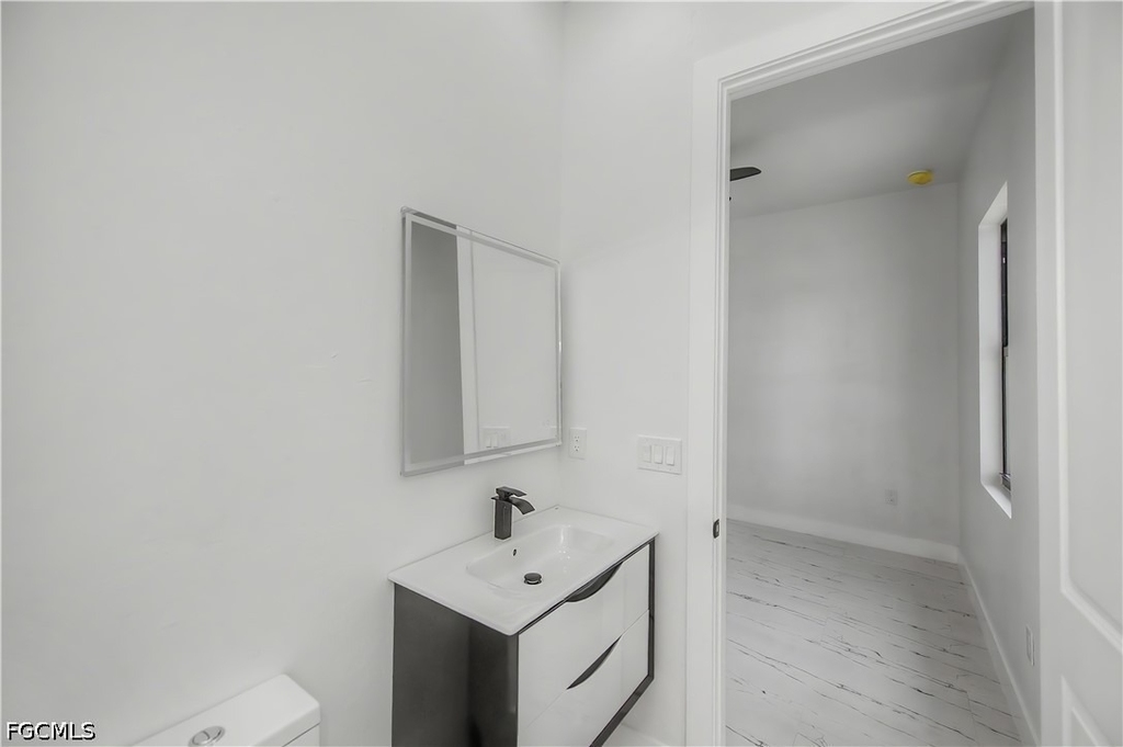 3121 69th Street W - Photo 23