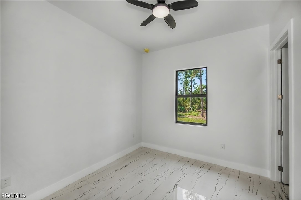3121 69th Street W - Photo 19
