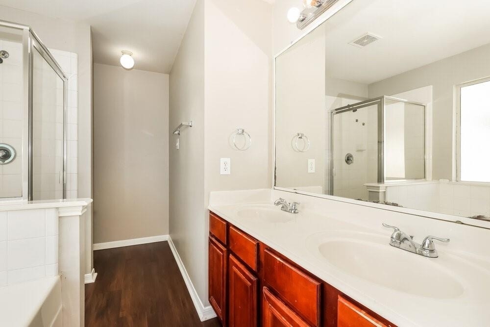 16207 Imperial Forest Lane - Photo 8
