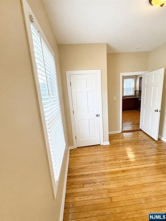 147 Claremont - Photo 23