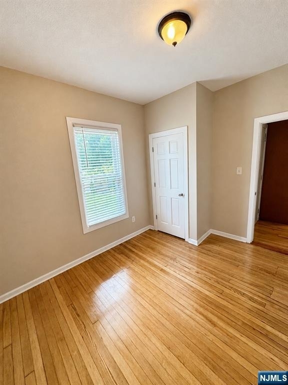 147 Claremont - Photo 17