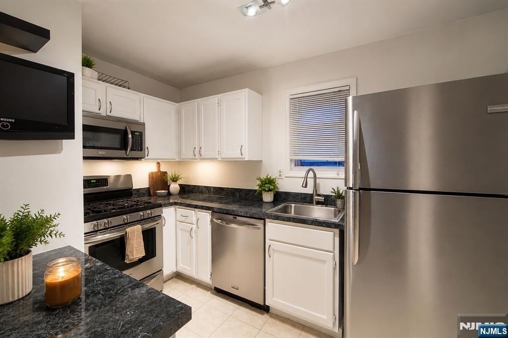 2 Cottage - Photo 3
