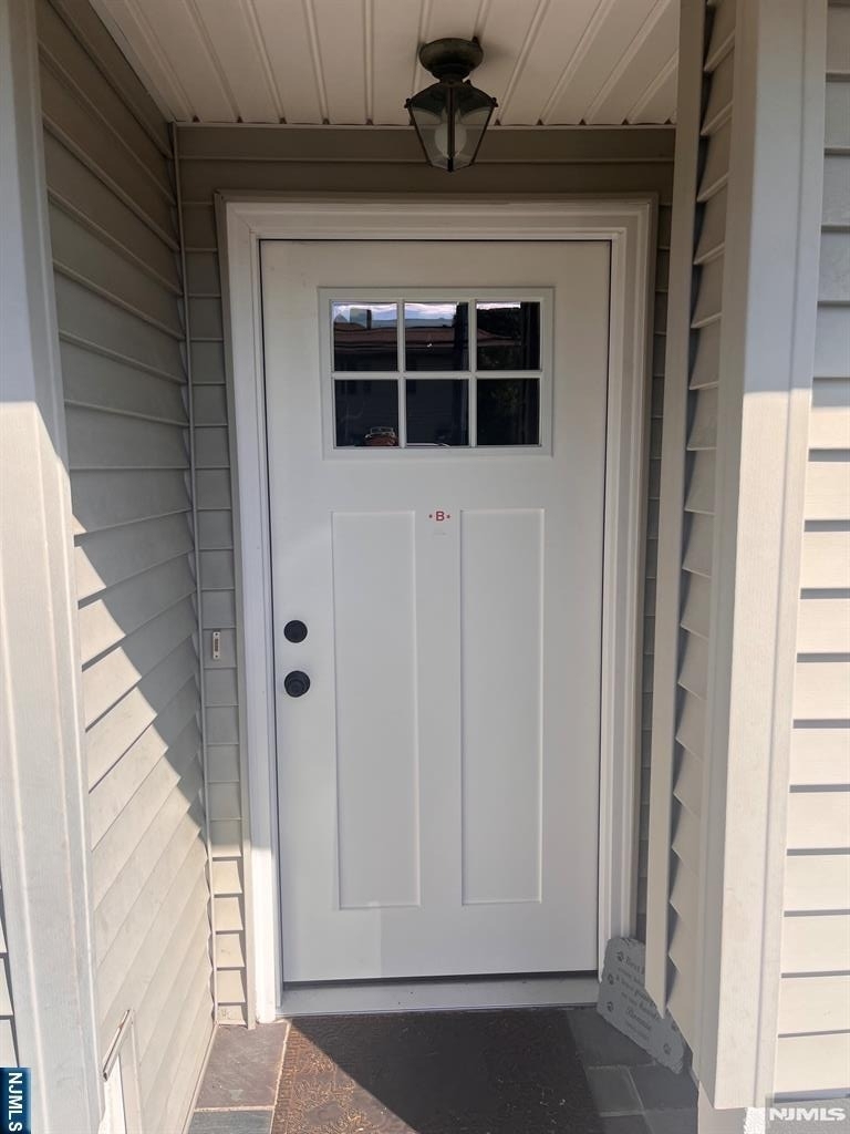 33 Smith - Photo 1