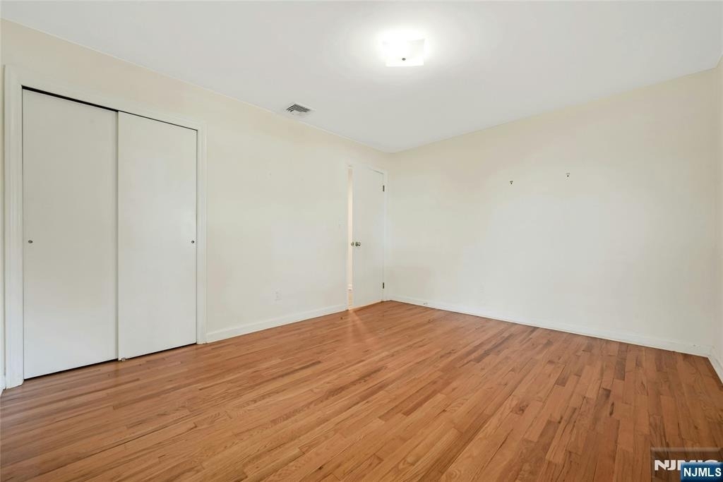 12 Leoson - Photo 18