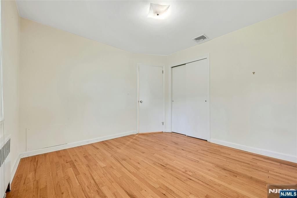 12 Leoson - Photo 17