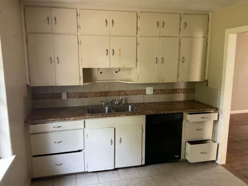 401 Farrer Street - Photo 3