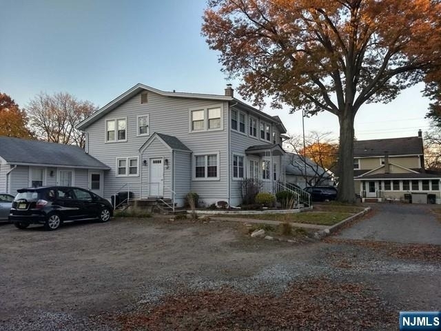 192 W Midland - Photo 2