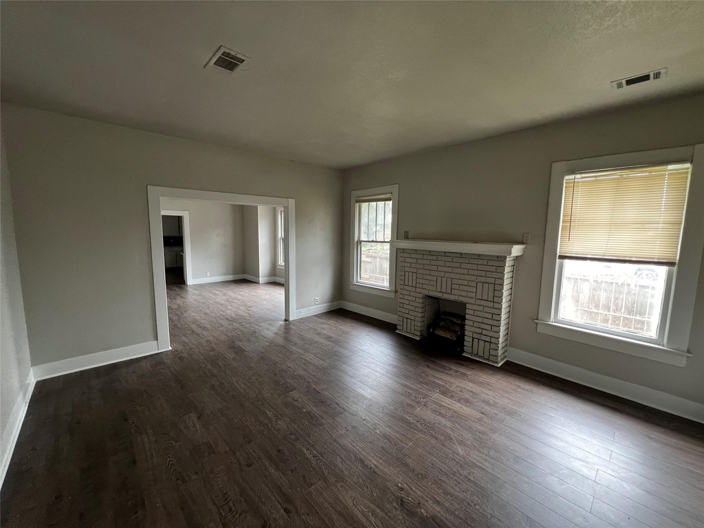 2394 Avenue A - Photo 2