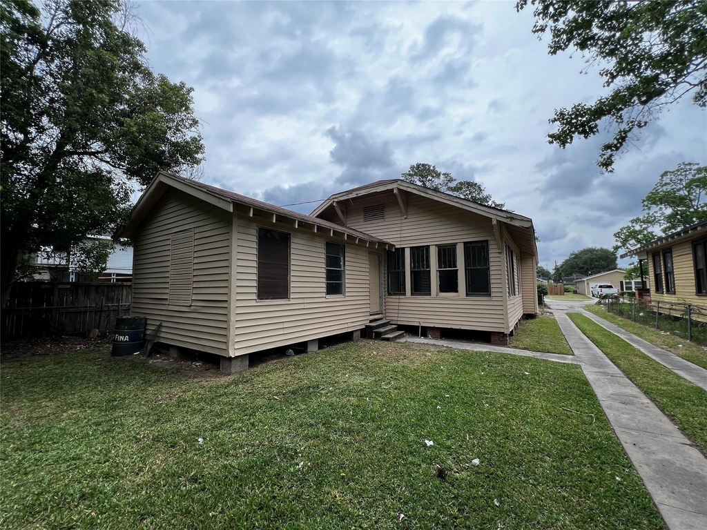 2394 Avenue A - Photo 1