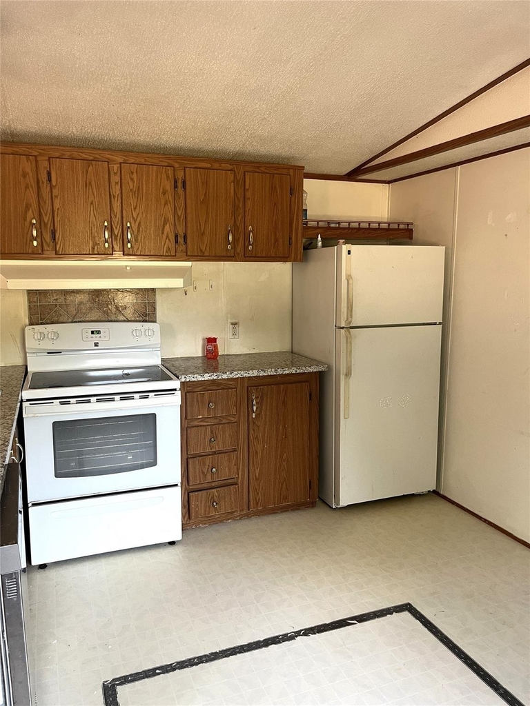 990 Fm 247 Road - Photo 8