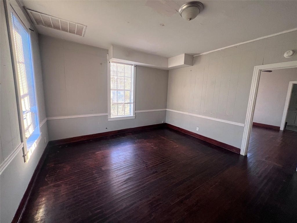 621 Harrison - Photo 4