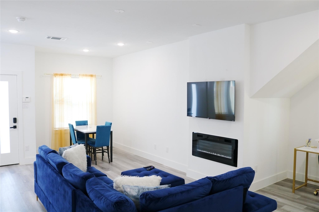 5204 Gold Street - Photo 8