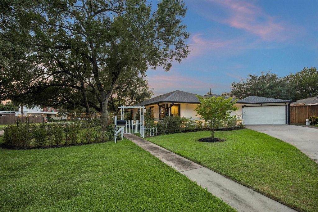 8518 Westview Drive - Photo 43