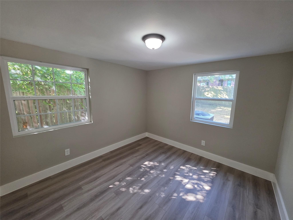 10731 Hillside Drive - Photo 10