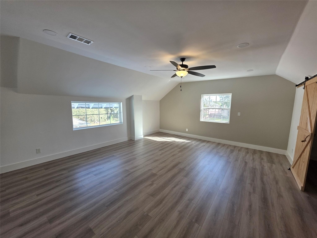 10731 Hillside Drive - Photo 17
