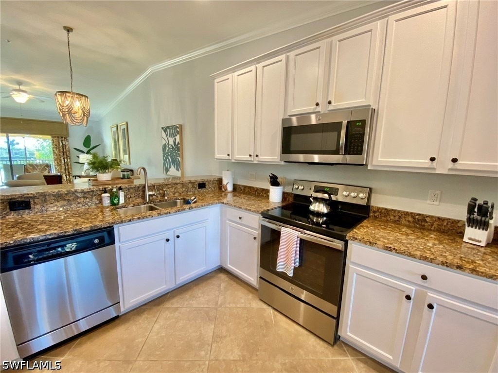 9532 Avellino Way - Photo 0
