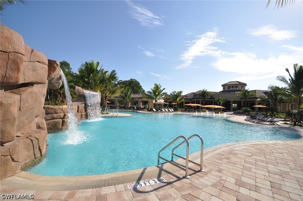 9532 Avellino Way - Photo 35
