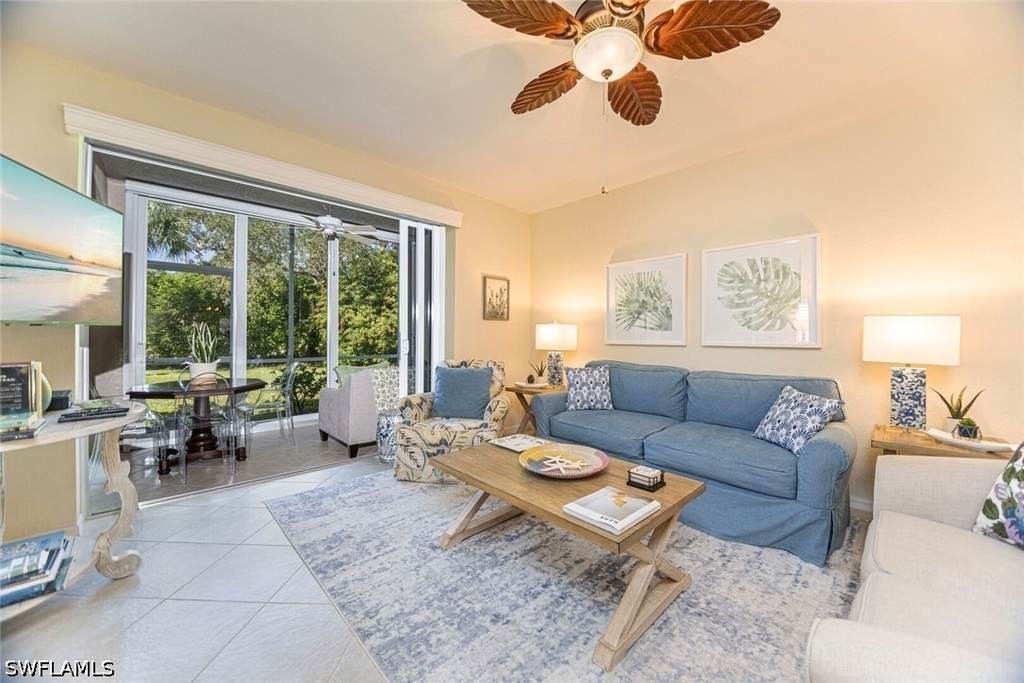 823 Tanbark Drive - Photo 3