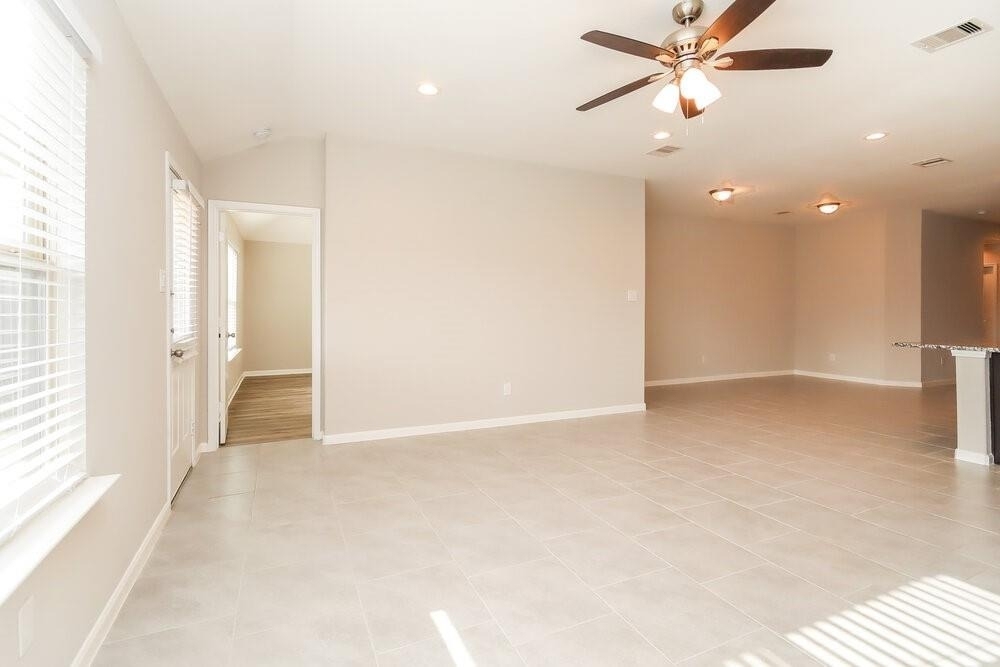 8419 Ideal Drive - Photo 7