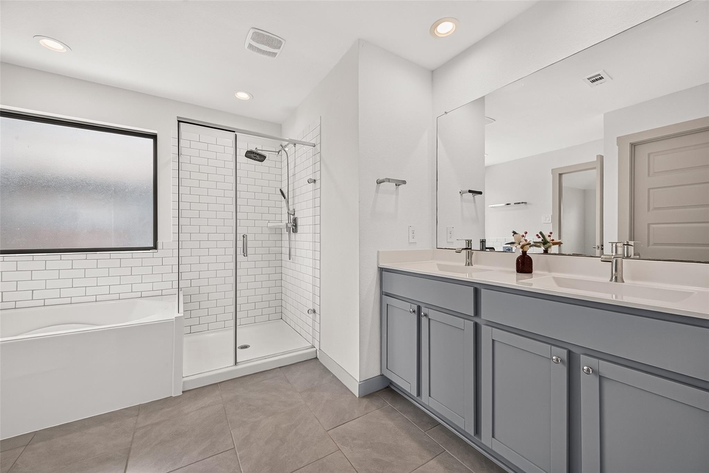 3943 Canyon Shore Lane - Photo 32