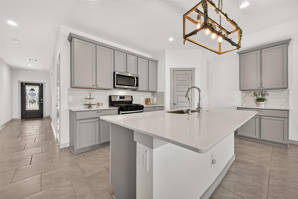 3943 Canyon Shore Lane - Photo 15