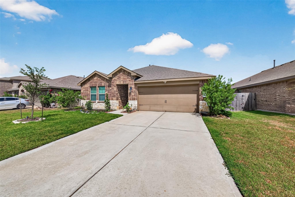 3943 Canyon Shore Lane - Photo 1