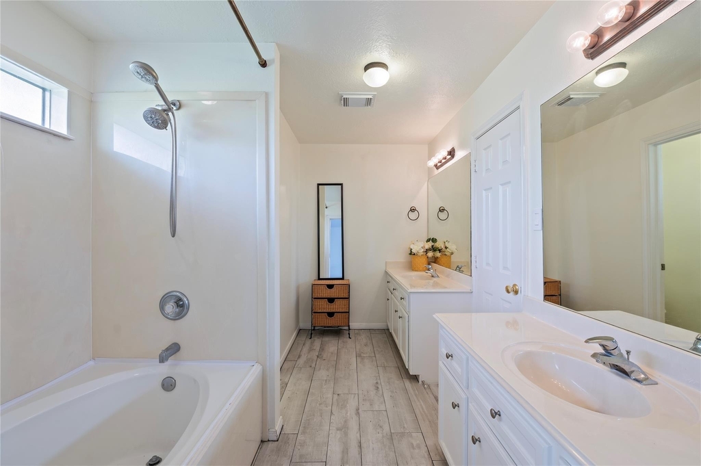 2060 Glencove Drive - Photo 18