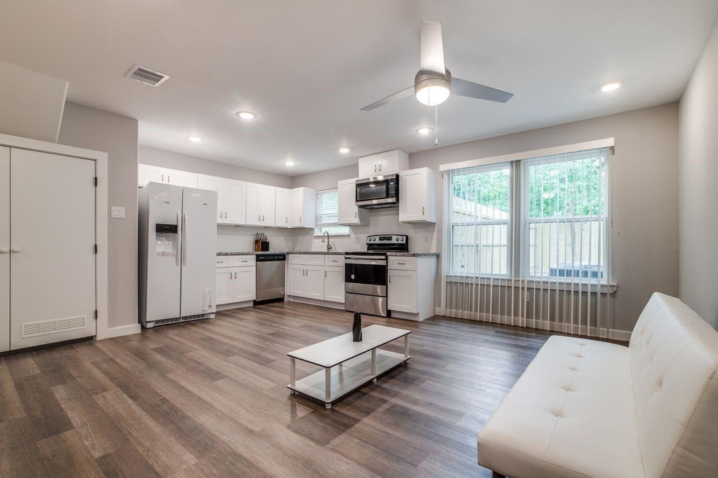 5705 Breland Street - Photo 7