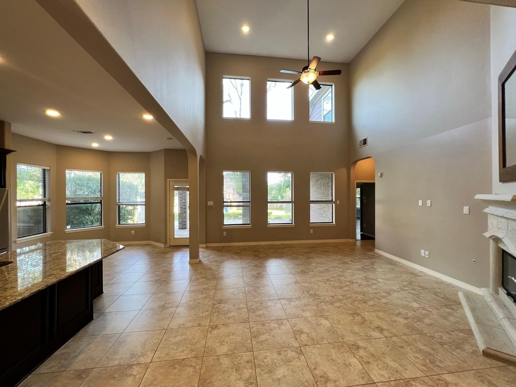7007 Fall Creek Lane - Photo 9