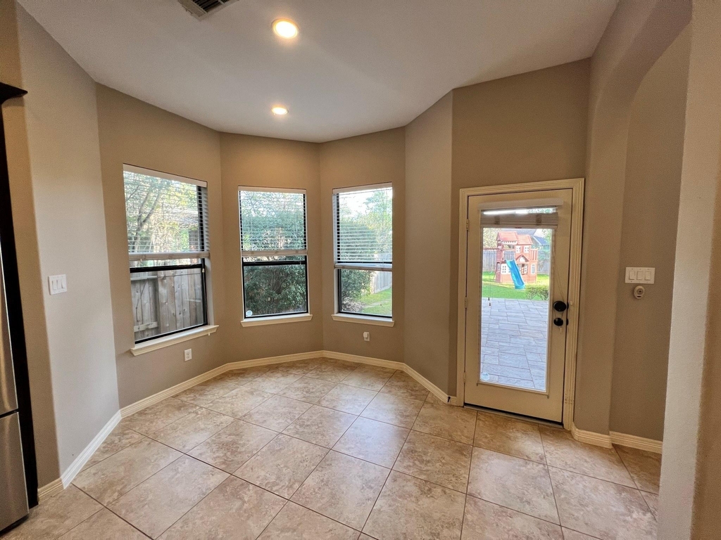 7007 Fall Creek Lane - Photo 17