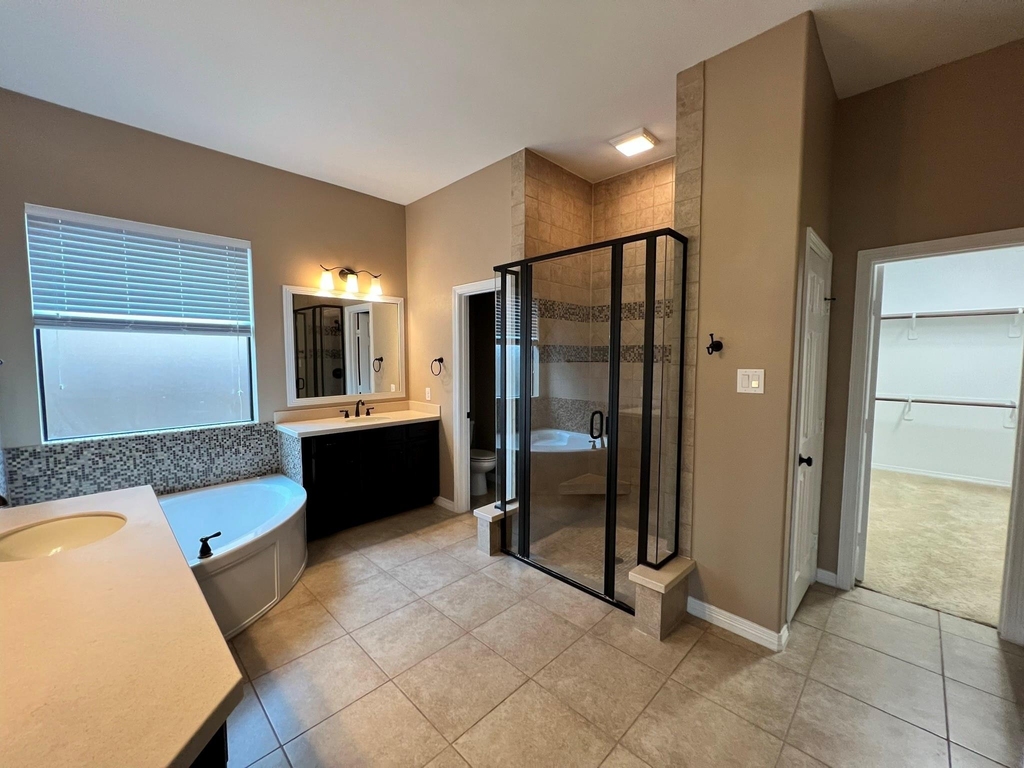 7007 Fall Creek Lane - Photo 31