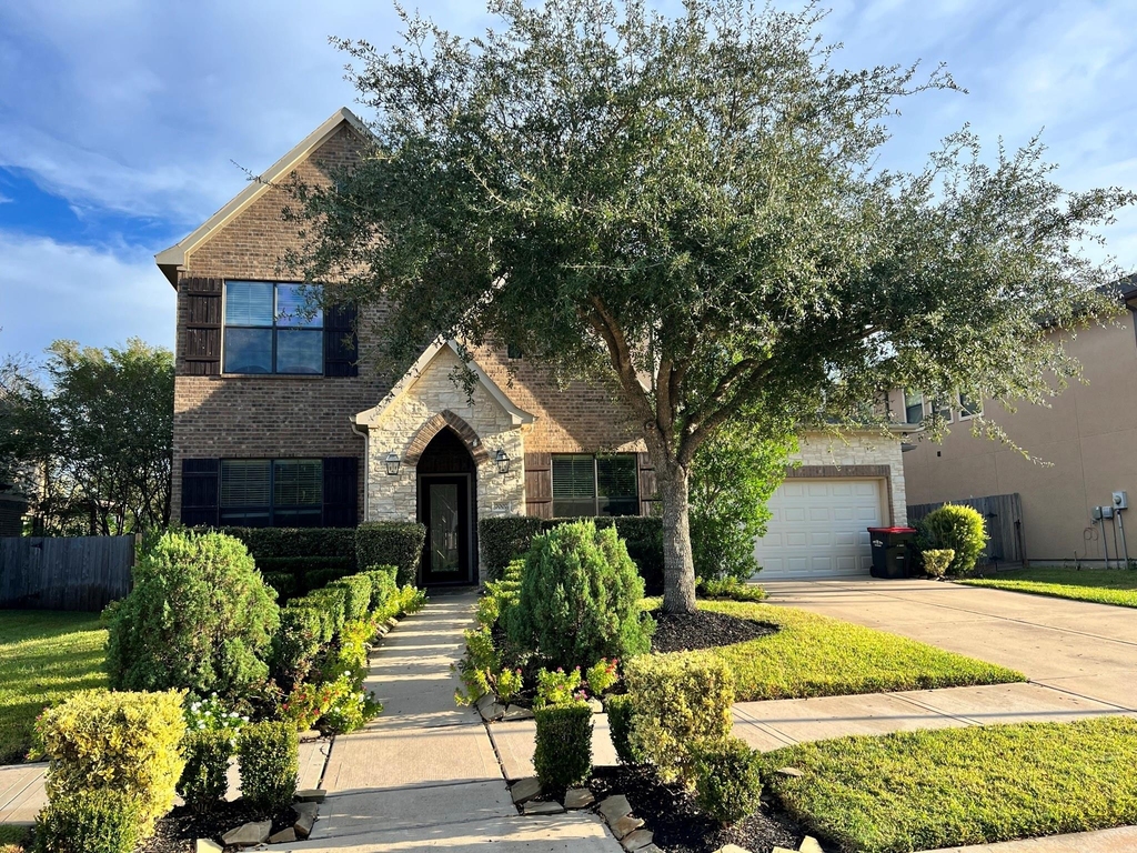 7007 Fall Creek Lane - Photo 1