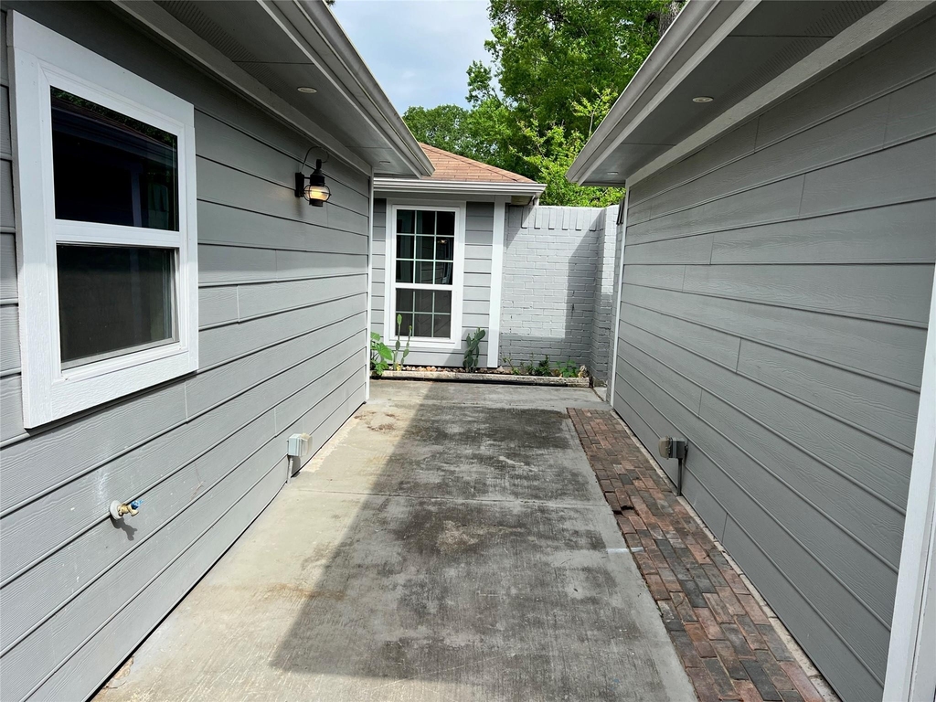 17511 Glenhew Road - Photo 10