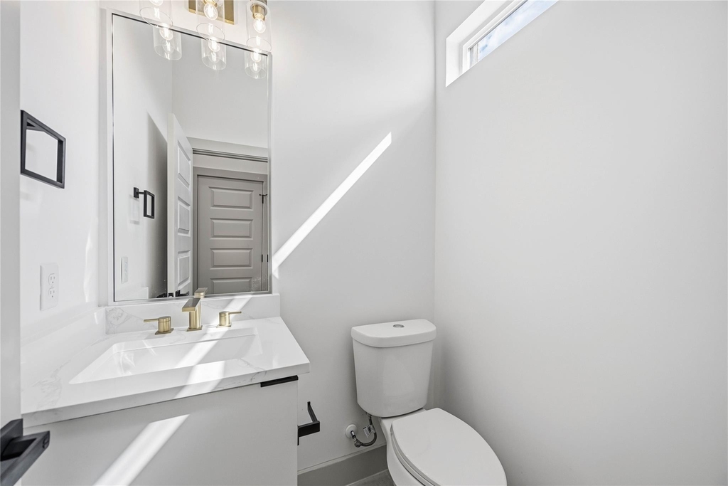 7555 Calhoun Street - Photo 15
