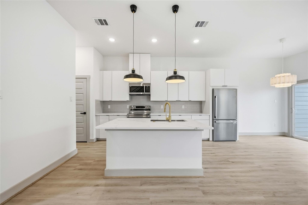 7555 Calhoun Street - Photo 7