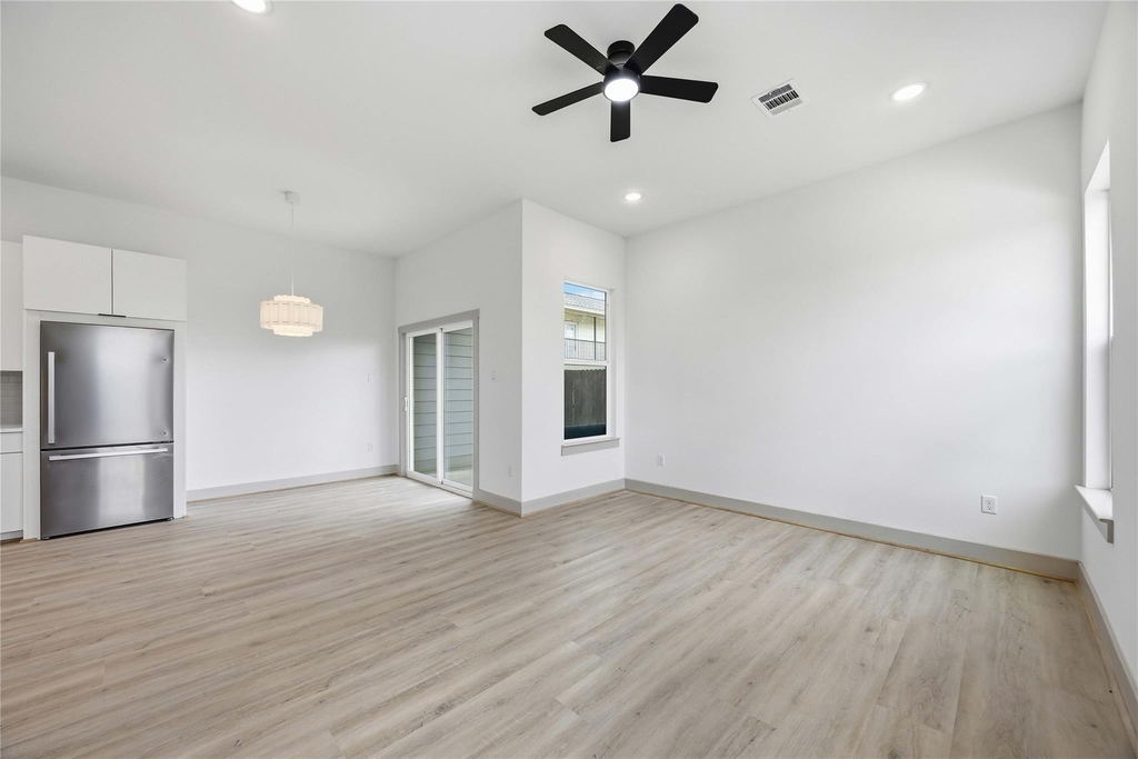 7555 Calhoun Street - Photo 14