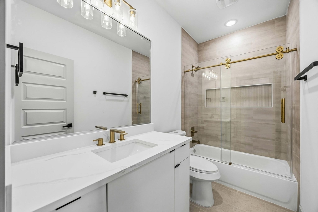 7555 Calhoun Street - Photo 18