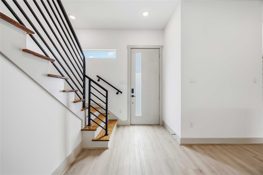 7555 Calhoun Street - Photo 5