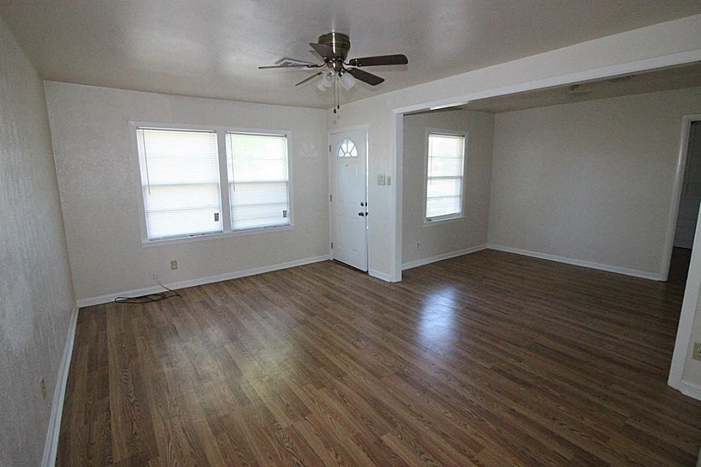 110 14th Street N - Photo 3