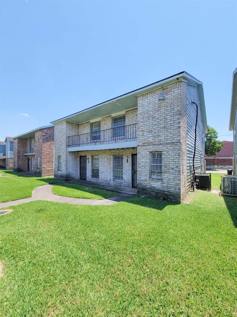 12330 Ormandy Street - Photo 35
