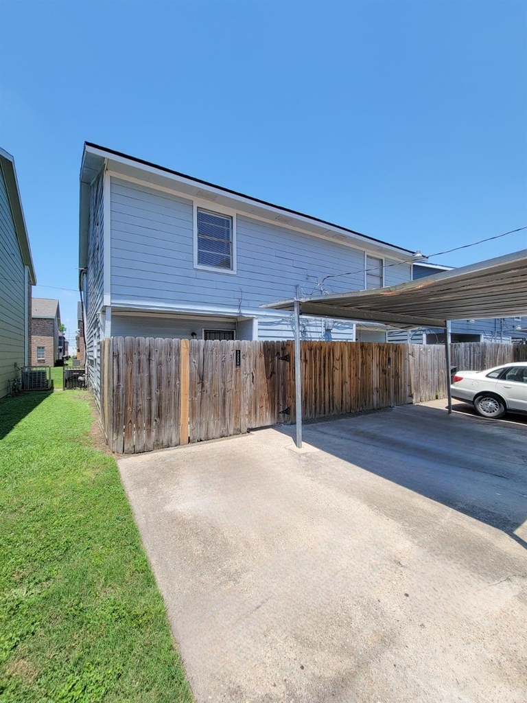 12330 Ormandy Street - Photo 0