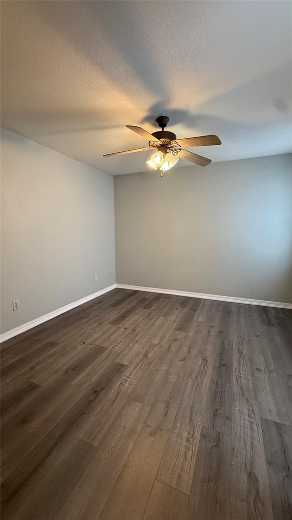 8730 Glen Meadow Lane - Photo 13