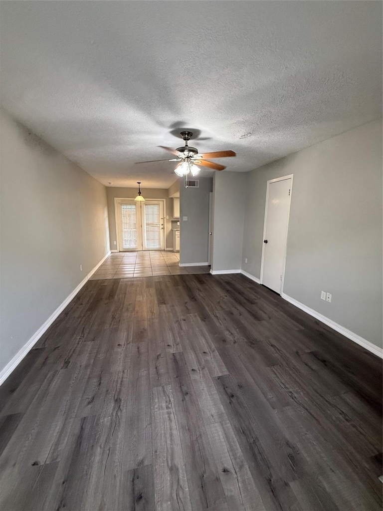 8730 Glen Meadow Lane - Photo 4