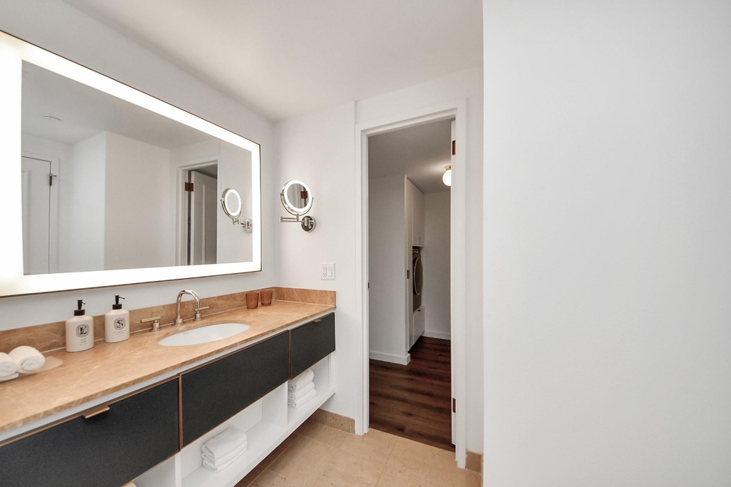 1300 Lamar Street - Photo 40